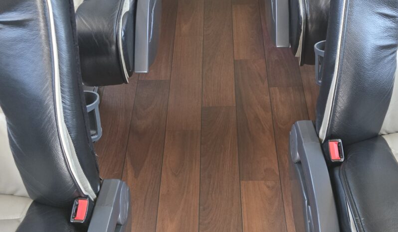 2014 PREVOST H3-45 54 Passenger Coach full