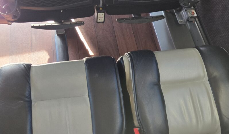 2014 PREVOST H3-45 54 Passenger Coach full