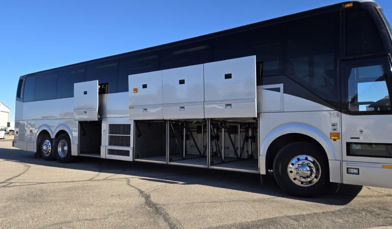 2013 PREVOST H3-45 56 Passenger full
