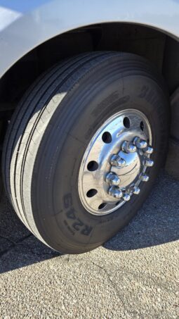 2013 PREVOST H3-45 56 Passenger full