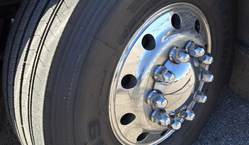 2013 PREVOST H3-45 56 Passenger full