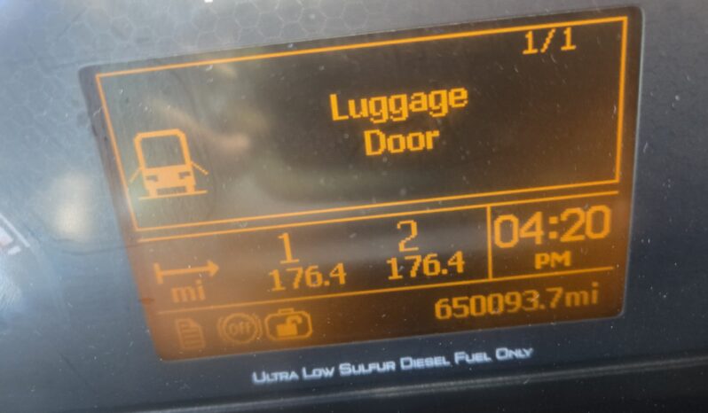 2013 PREVOST H3-45 56 Passenger full