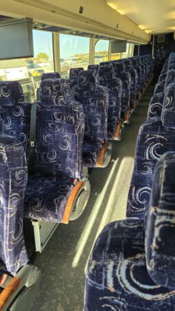 2013 PREVOST H3-45 56 Passenger full