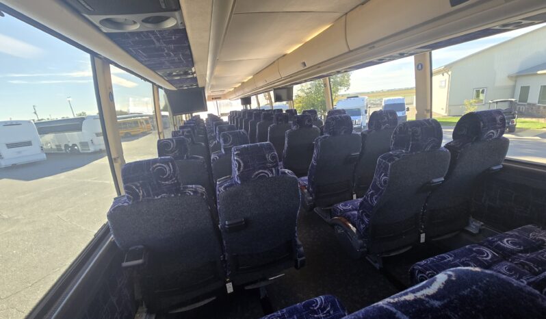 2013 PREVOST H3-45 56 Passenger full