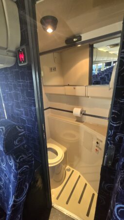 2013 PREVOST H3-45 56 Passenger full