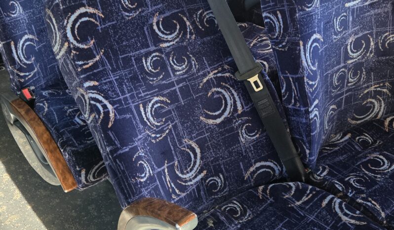 2013 PREVOST H3-45 56 Passenger full