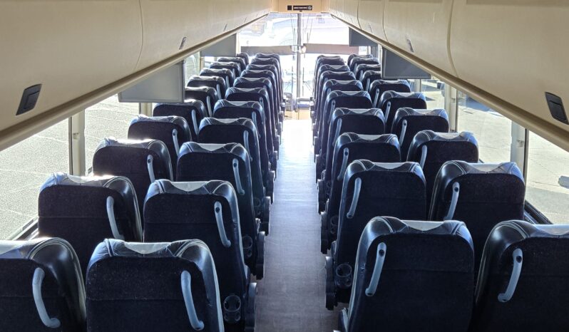 2014 PREVOST H3-45 54 Passenger Coach full