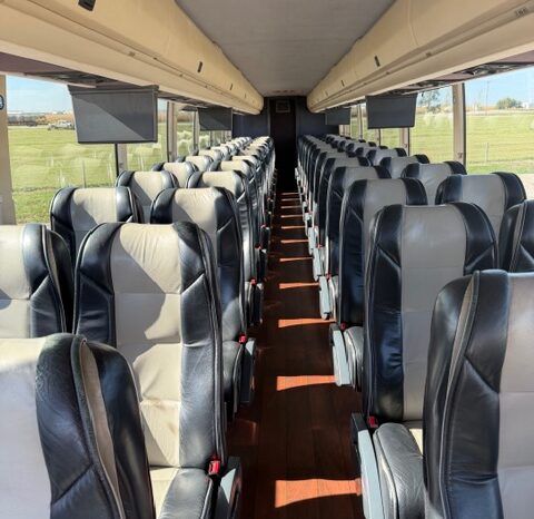 2014 PREVOST H3-45 56 Passenger Coach full