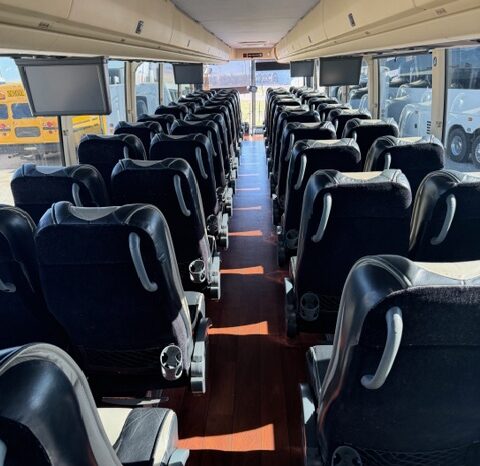 2014 PREVOST H3-45 56 Passenger Coach full