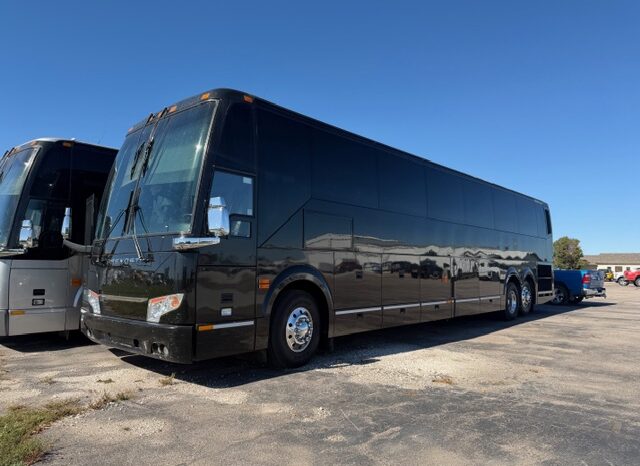 2014 PREVOST H3-45 56 Passenger Coach full