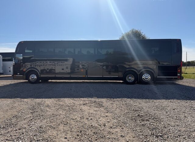 2014 PREVOST H3-45 56 Passenger Coach full