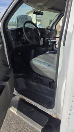 2006 GMC Savana Micro Bus full