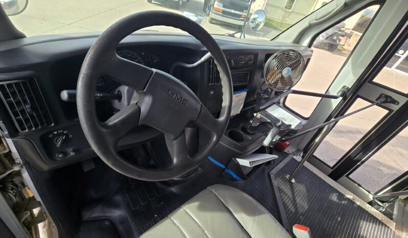 2006 GMC Savana Micro Bus full