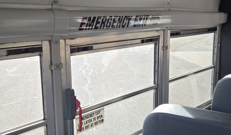 2006 GMC Savana Micro Bus full