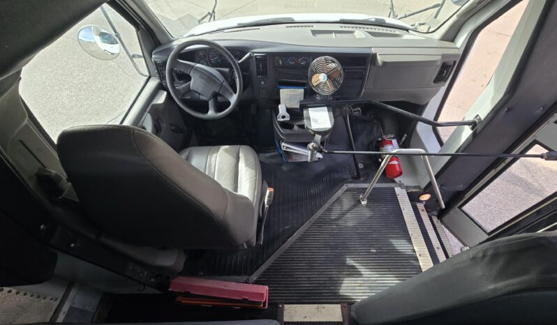 2006 GMC Savana Micro Bus full