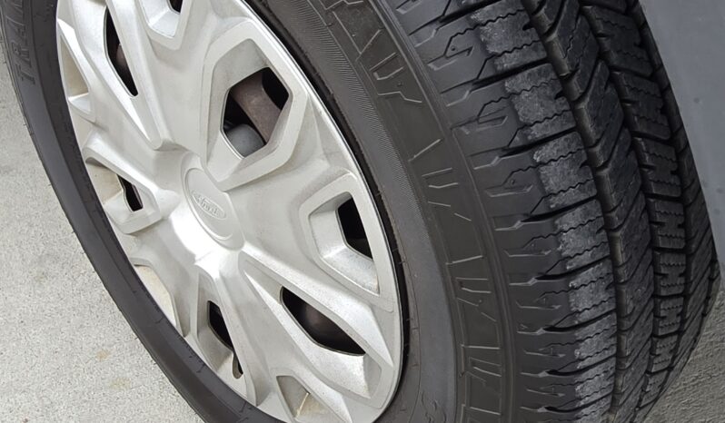 2015 Ford Transit 150 XLT 8 Passenger (LOW MILES 24K) full