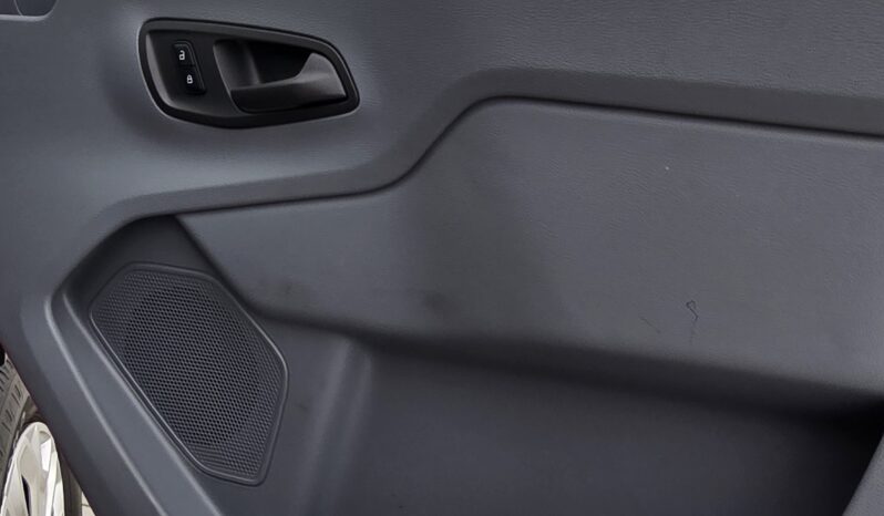 2015 Ford Transit 150 XLT 8 Passenger (LOW MILES 24K) full