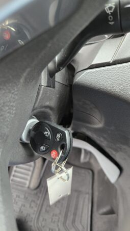 2015 Ford Transit 150 XLT 8 Passenger (LOW MILES 24K) full