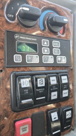 2014 MCI J4500 54 Pass w/LOW Miles full