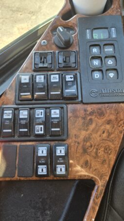 2014 MCI J4500 54 Pass w/LOW Miles full