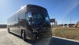 2014 MCI J4500 54 Pass w/LOW Miles full