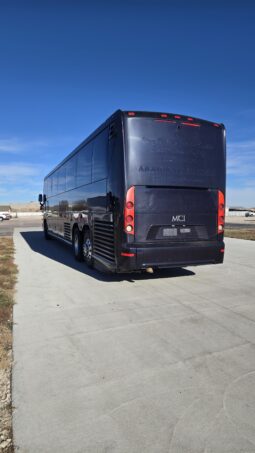 2014 MCI J4500 54 Pass w/LOW Miles full