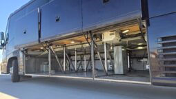 2014 MCI J4500 54 Pass w/LOW Miles full