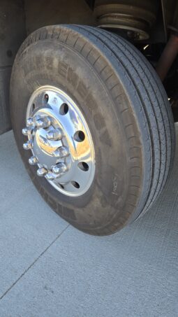 2014 MCI J4500 54 Pass w/LOW Miles full