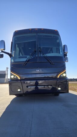 2014 MCI J4500 54 Pass w/LOW Miles full