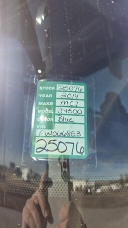 2014 MCI J4500 54 Pass w/LOW Miles full