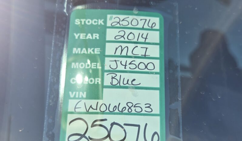 2014 MCI J4500 54 Pass w/LOW Miles full