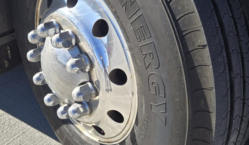 2014 MCI J4500 54 Pass w/LOW Miles full