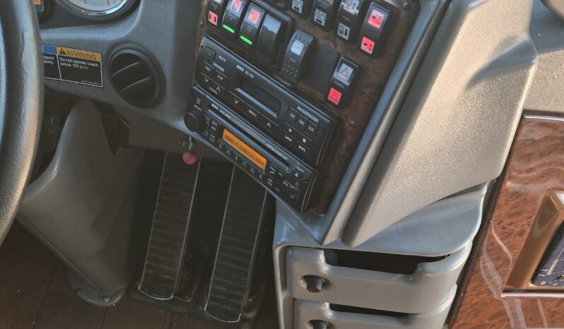 2014 MCI J4500 54 Pass w/LOW Miles full