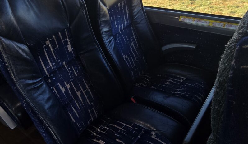 2014 MCI J4500 54 Pass w/LOW Miles full