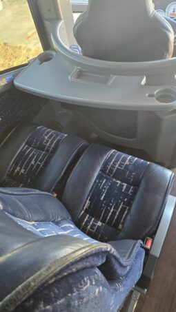 2014 MCI J4500 54 Pass w/LOW Miles full