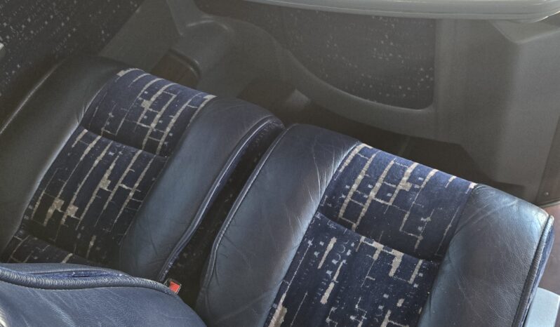 2014 MCI J4500 54 Pass w/LOW Miles full