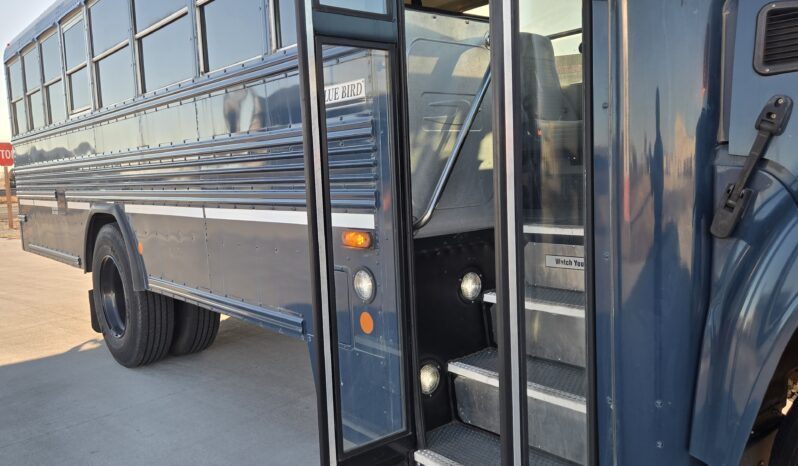 2015 Blue Bird BBConv 28cap (LOW MILES) full