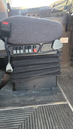 2015 Blue Bird BBConv 28cap (LOW MILES) full