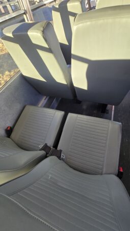 2015 Blue Bird BBConv 28cap (LOW MILES) full