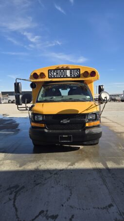 2018 Chevrolet Express Minitour Thomas (15pass) W/Air full