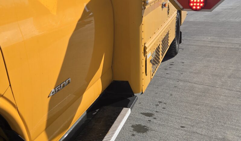 2018 Chevrolet Express Minitour Thomas (15pass) W/Air full