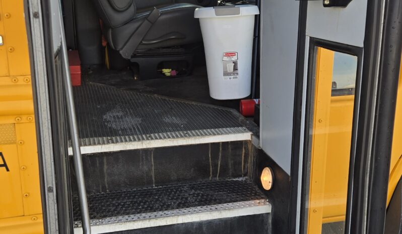 2018 Chevrolet Express Minitour Thomas (15pass) W/Air full