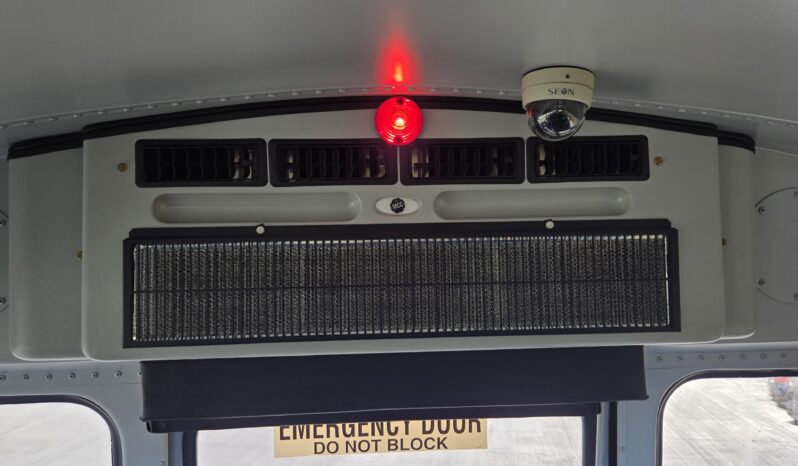 2018 Chevrolet Express Minitour Thomas (15pass) W/Air full