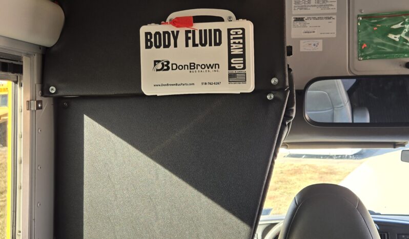 2018 Chevrolet Express Minitour Thomas (15pass) W/Air full