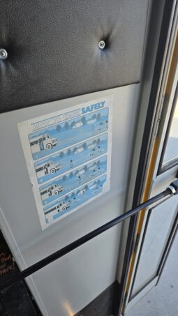 2018 Chevrolet Express Minitour Thomas (15pass) W/Air full