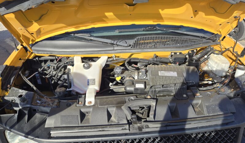 2018 Chevrolet Express Minitour Thomas (15pass) W/Air full