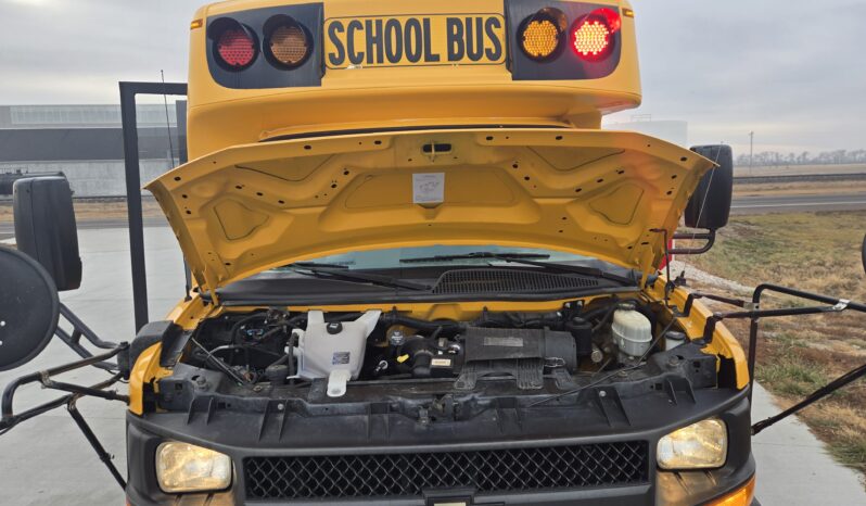 2014 Chevrolet Express 3500 Micro Bird (15Pass) full