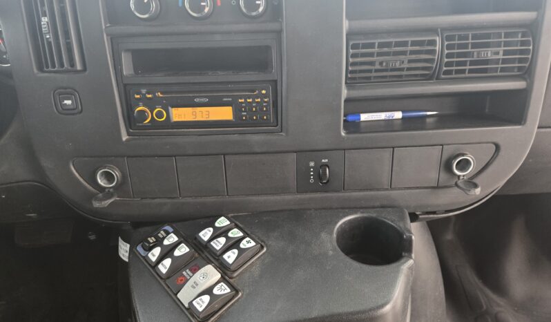 2014 Chevrolet Express 3500 Micro Bird (15Pass) full