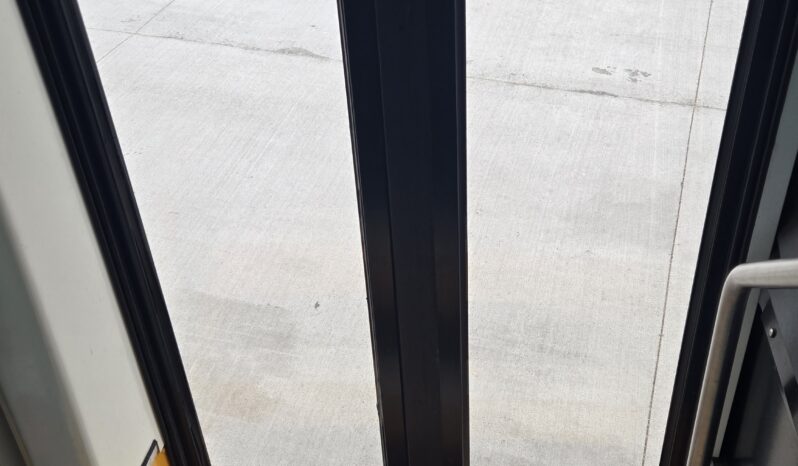 2014 Chevrolet Express 3500 Micro Bird (15Pass) full