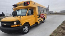 2014 Chevrolet Express 3500 Micro Bird (15Pass) full